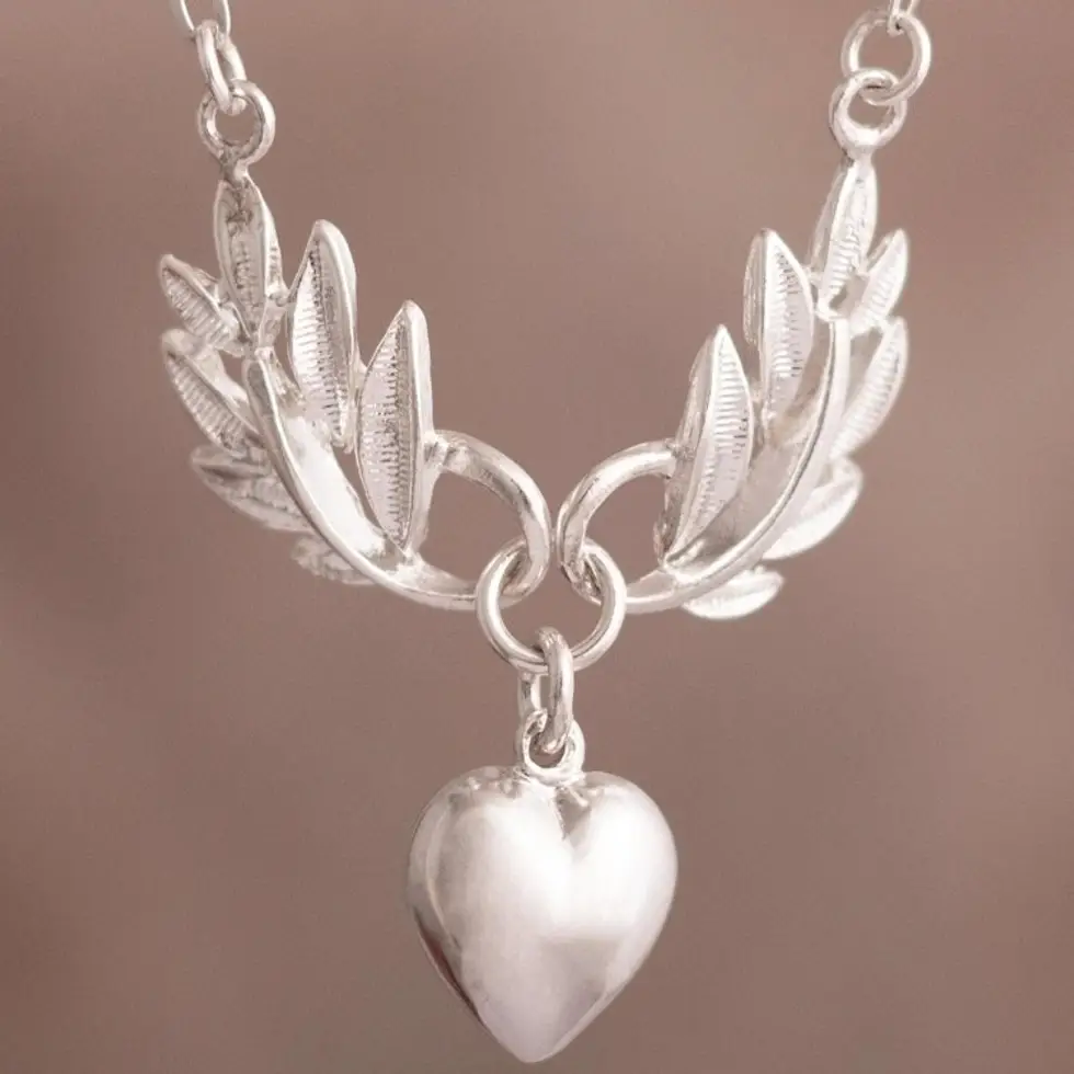 925 Sterling Silver Pendant Necklace With Heart and Branches 'Heart Victorious'
