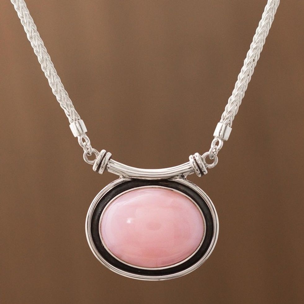 Opal choker 'Mystical Medallion'