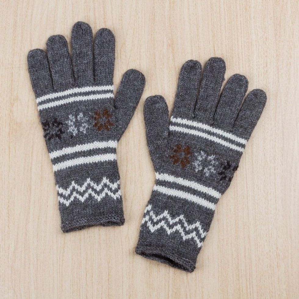 Alpaca Blend Gloves in Slate Grey and Ivory from Peru 'Slate Stars'