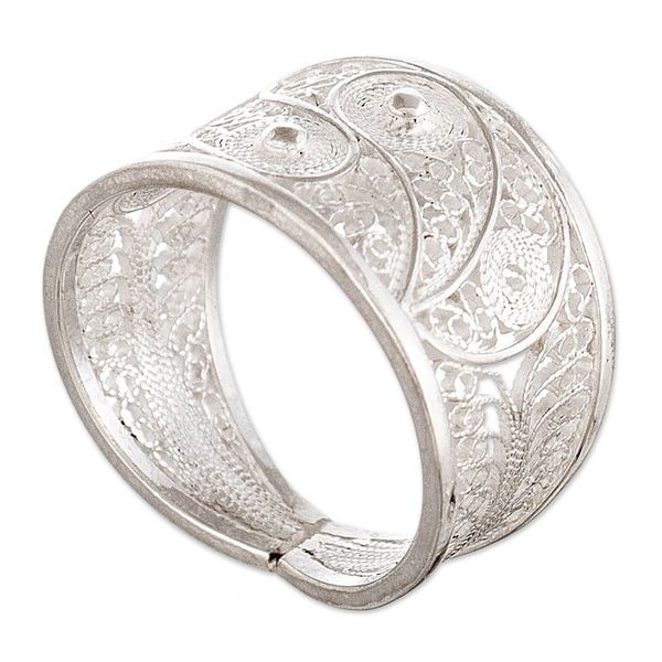 Alternate image for Handcrafted Fine Silver Filigree Ring Paisley Shine