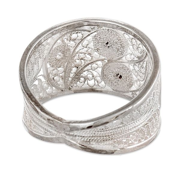 Alternate image for Handcrafted Fine Silver Filigree Ring Paisley Shine