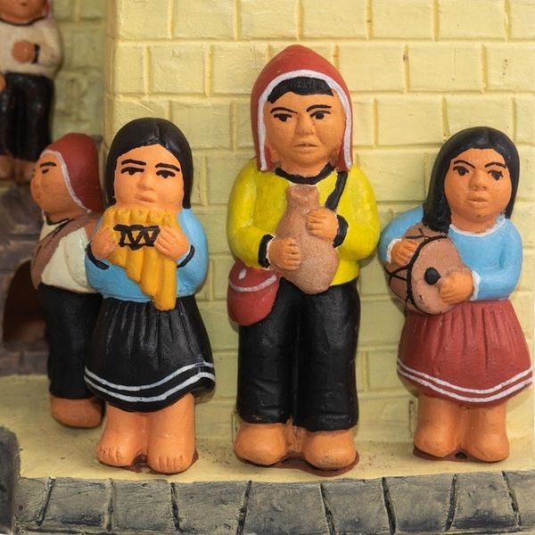 Alternate image for Hand Crafted Ayacucho Nativity Sculpture Quinua Nativity