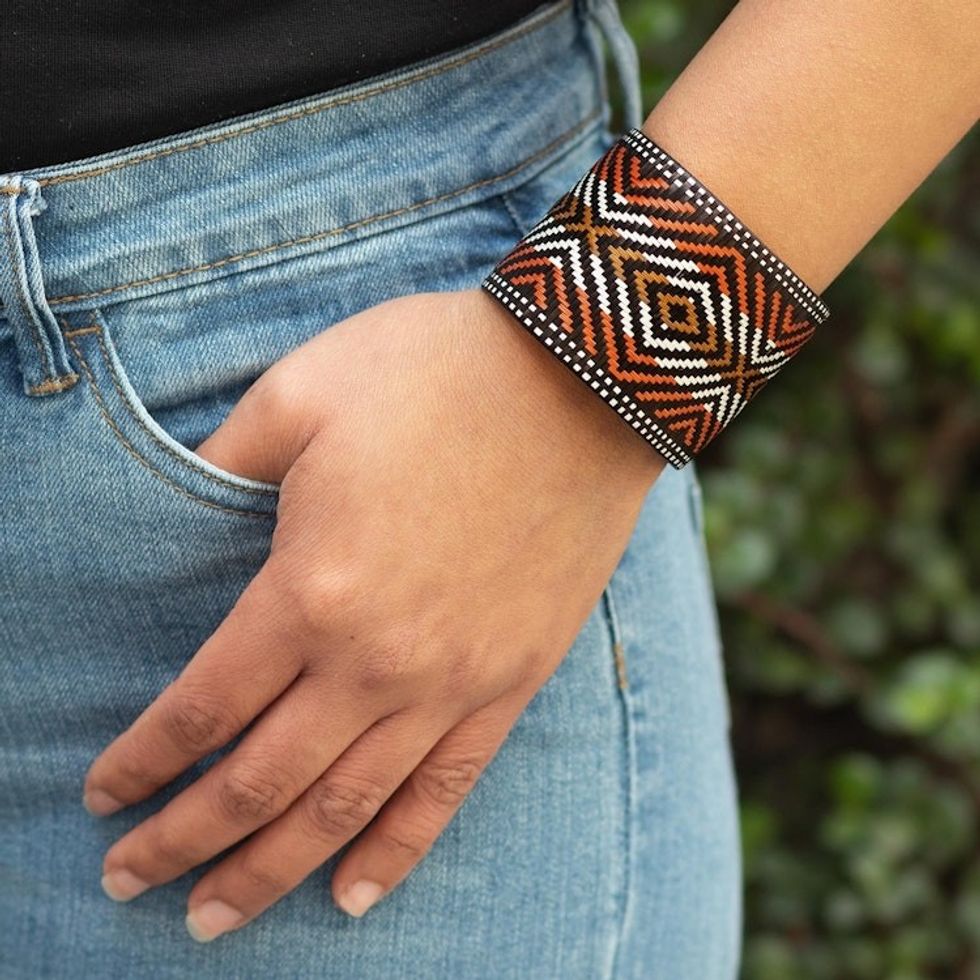 Unisex Cuff Bracelet 'Earth Synchrony'