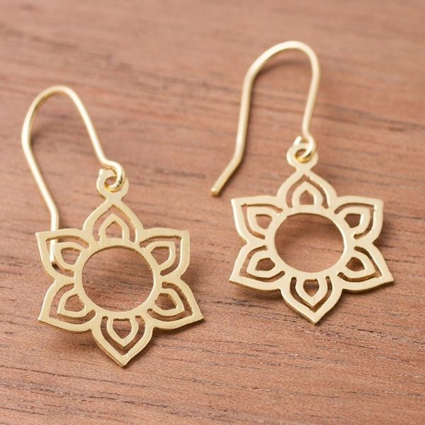 Alternate image for Flower-Shaped Gold Plated Sterling Silver Earrings from Peru Floral Corona