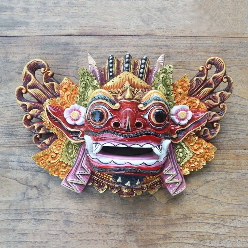 Balinese Handpainted Good vs Evil Wood Dance Mask 'Barong Dance'
