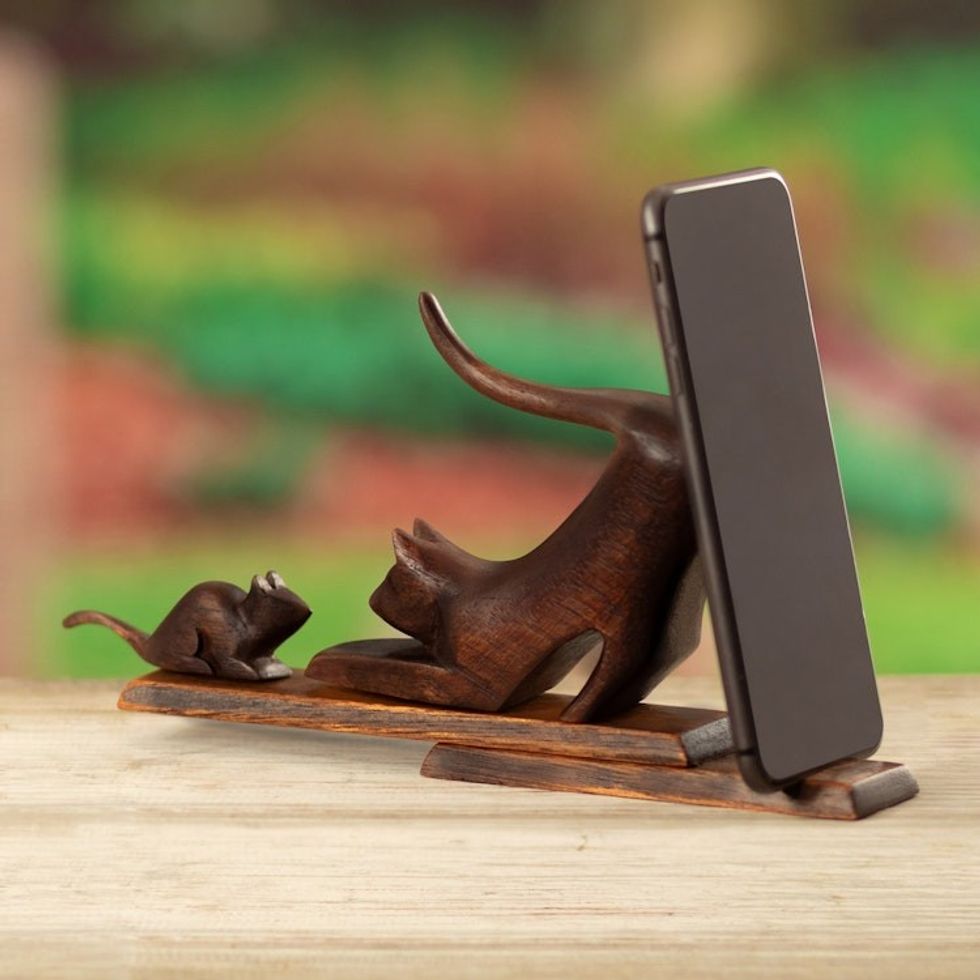 Cat and Mouse Cedar Wood Phone Holder in Dark Brown Hue 'Helping Buddies'