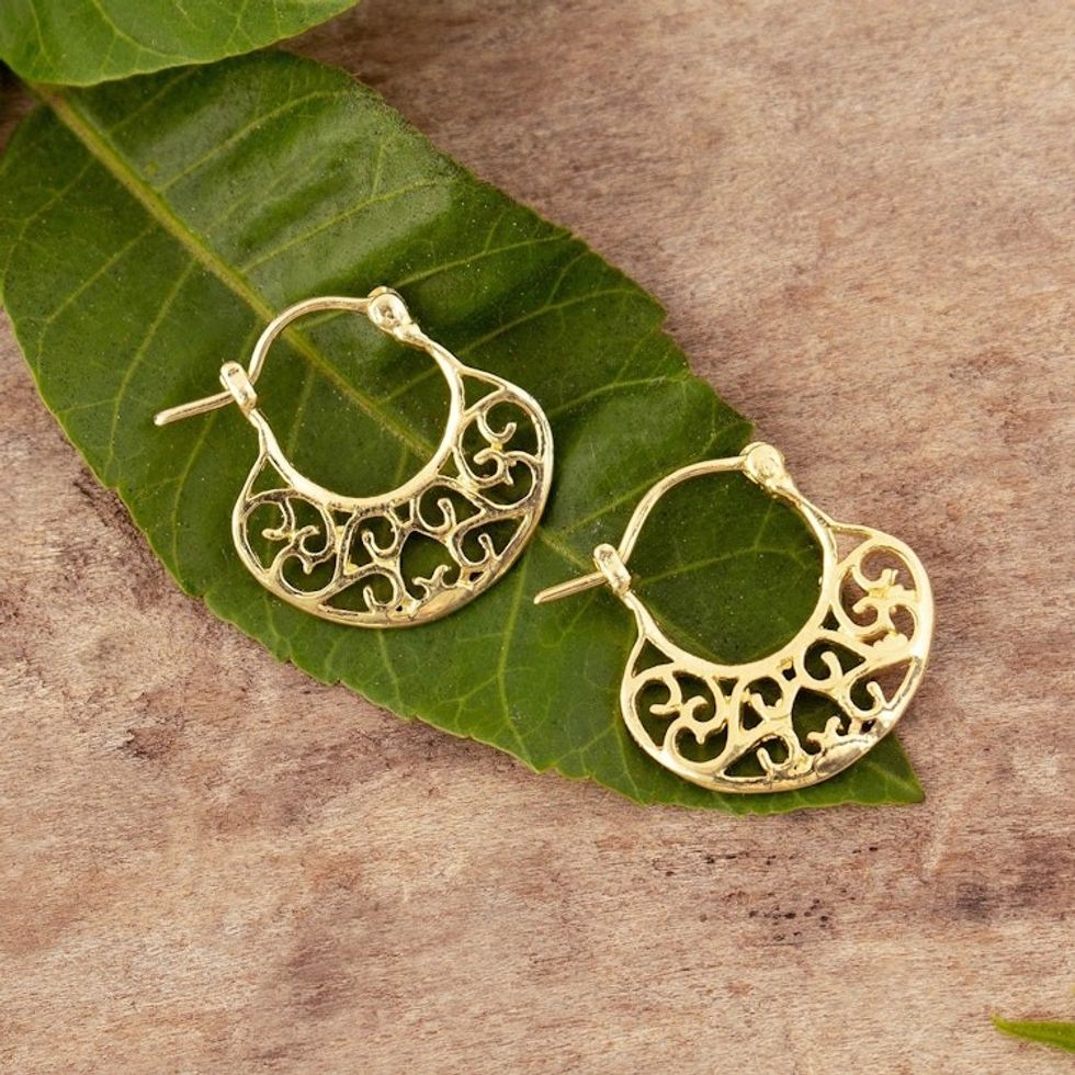 Basket Themed Gold-Plated Hoop Earrings with Openwork Accent 'Glamorous Basket'