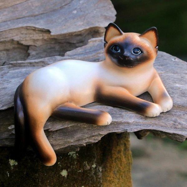 Alternate image for Wood statuette Playful Siamese Kitten