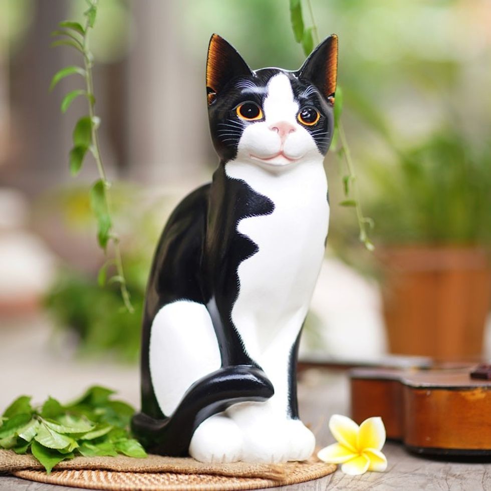 Albesia Wood Cat Sculpture 'Housecat'