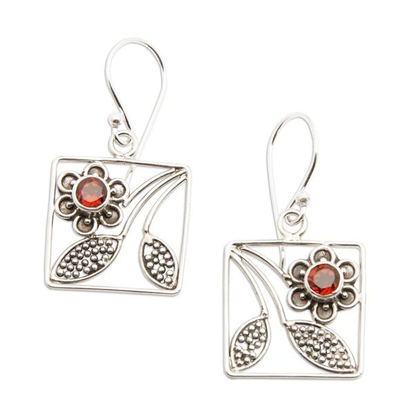 Alternate image for Hand Made Garnet and Sterling Silver Dangle Earrings Bali Daisy