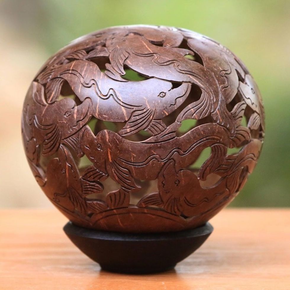 Coconut shell sculpture 'Diving Dolphins'