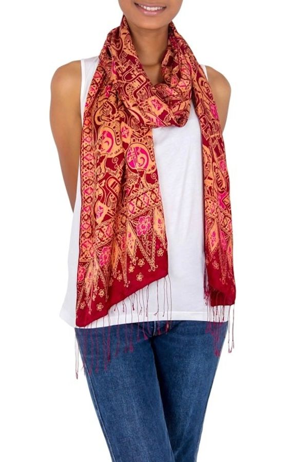 Alternate image for Artisan Crafted Geometric Silk Patterned Shawl Jakarta Lady