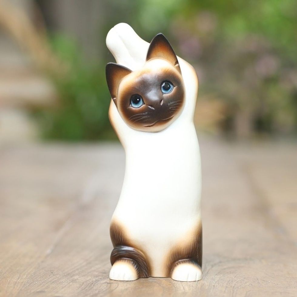 Wood statuette 'Siamese Cat Stretch'