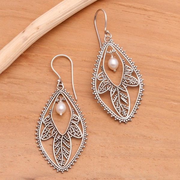 Alternate image for Pearl filigree earrings White Dogwood