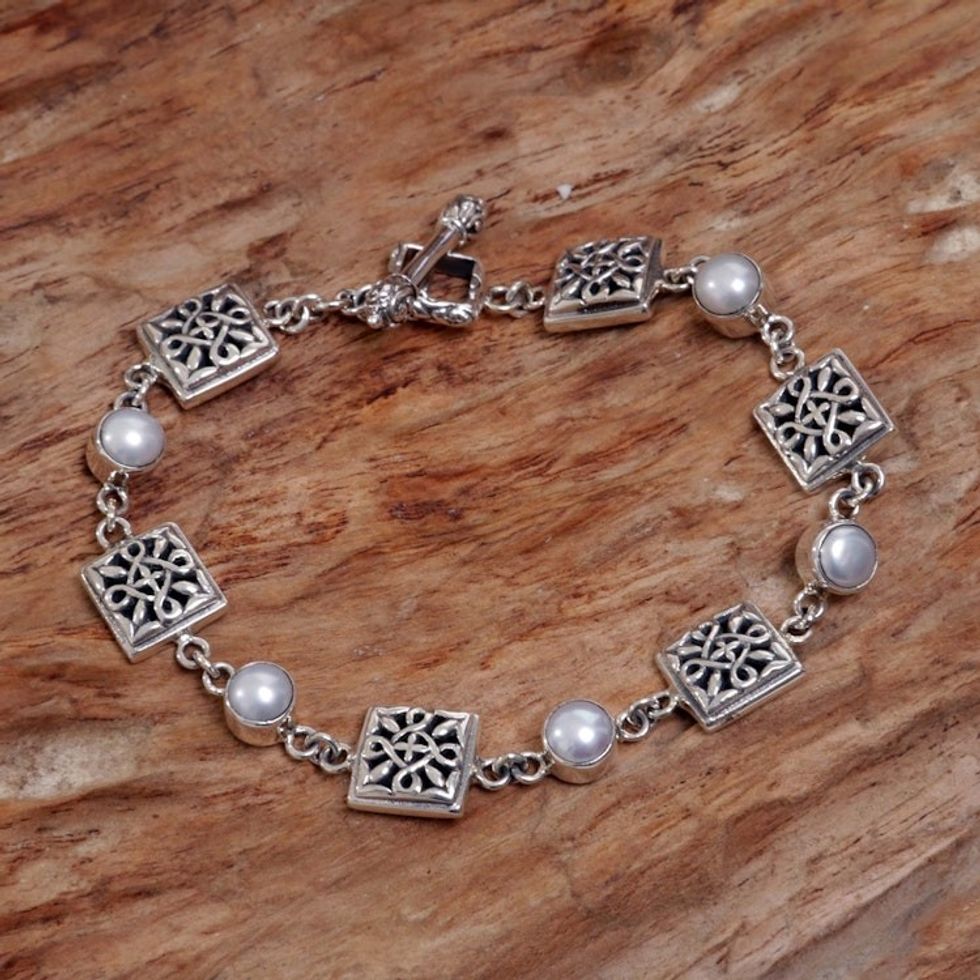 Pearl and Sterling Silver Link Bracelet 'Paradise Squared'