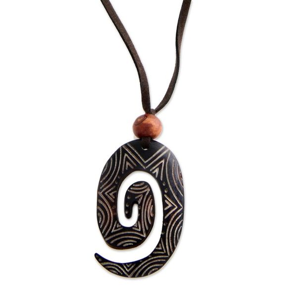 Alternate image for Bone pendant necklace Lifes Energy