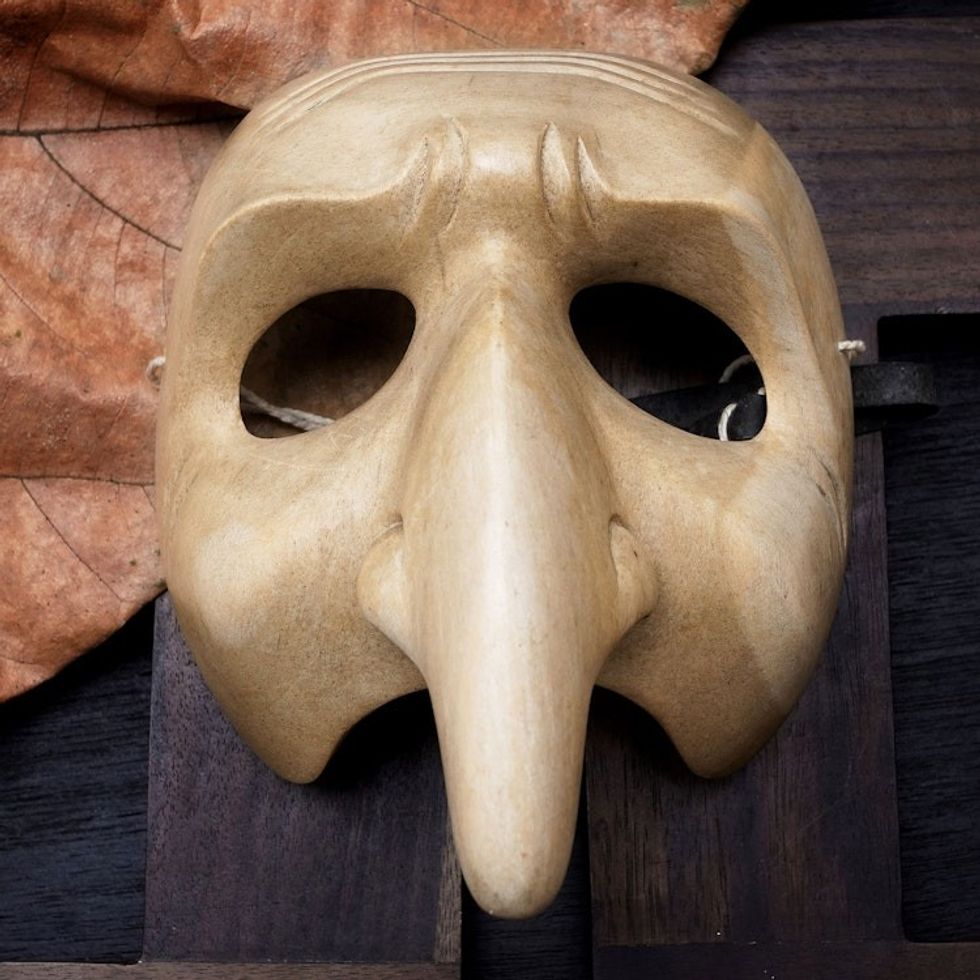 Wood mask 'Long Nosed Clown'