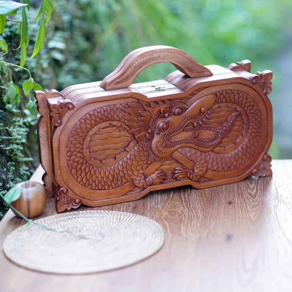 Wood backgammon set 'Basuki Dragon'