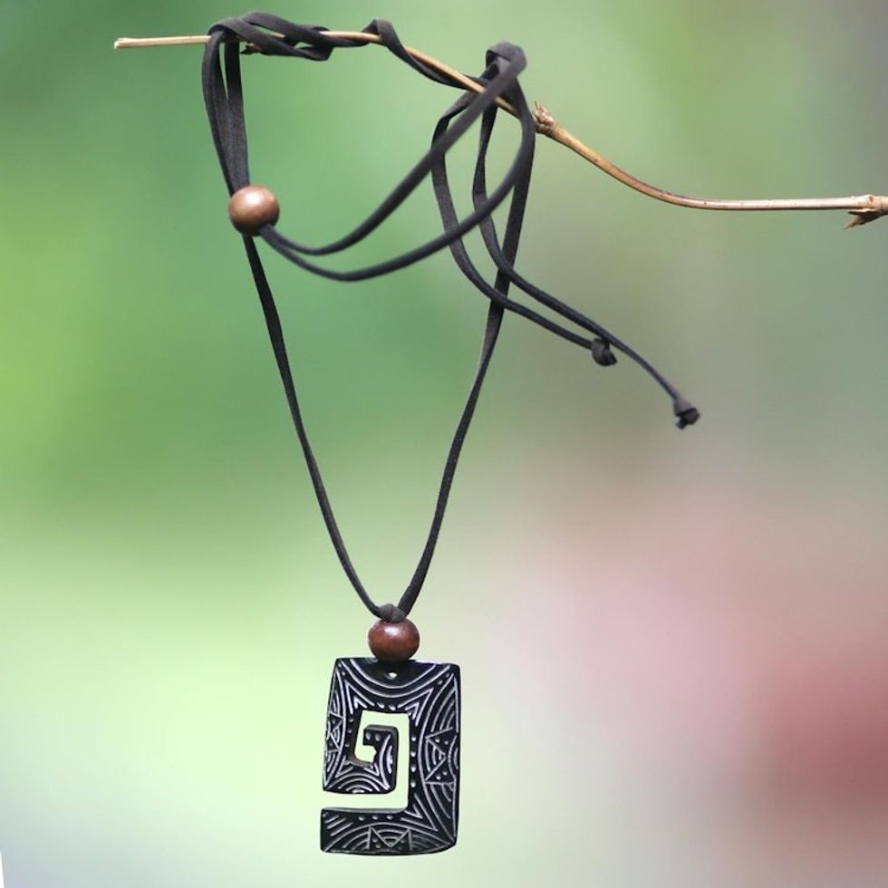 Bone pendant necklace 'Shy Stars'