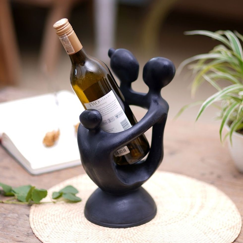 Wood wine bottle holder 'Happy Family'