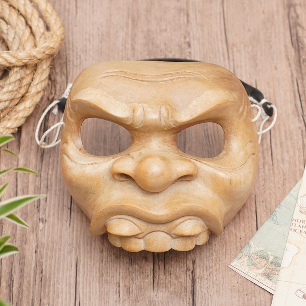 Wood mask 'Call the Clown'