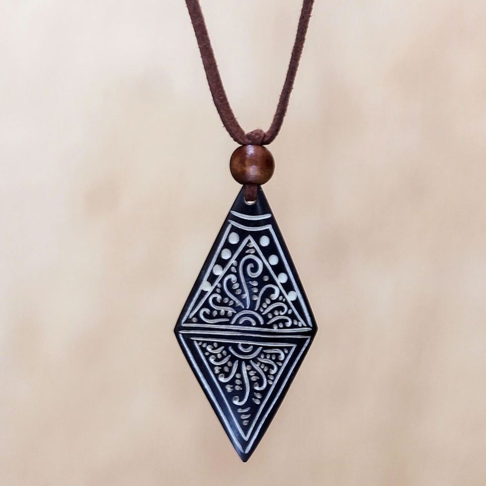 Handcrafted Cow Bone Pendant Necklace 'Ethnic Elite'