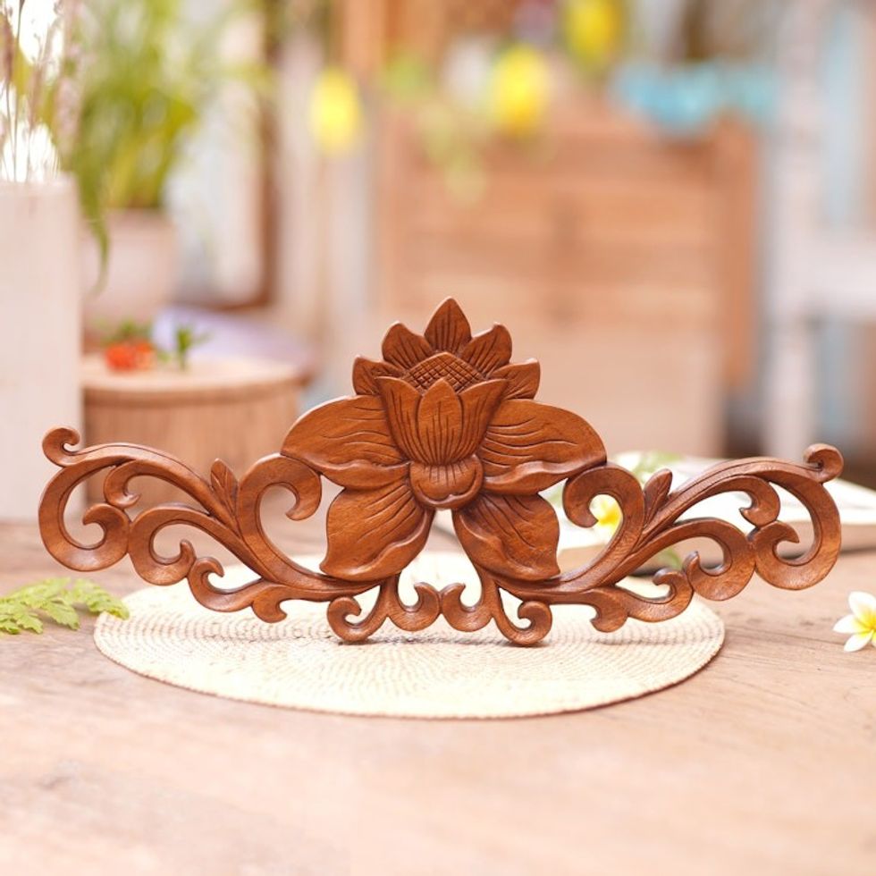 Suar Wood Balinese Lotus Relief Wall Sculpture 'Single Lotus'