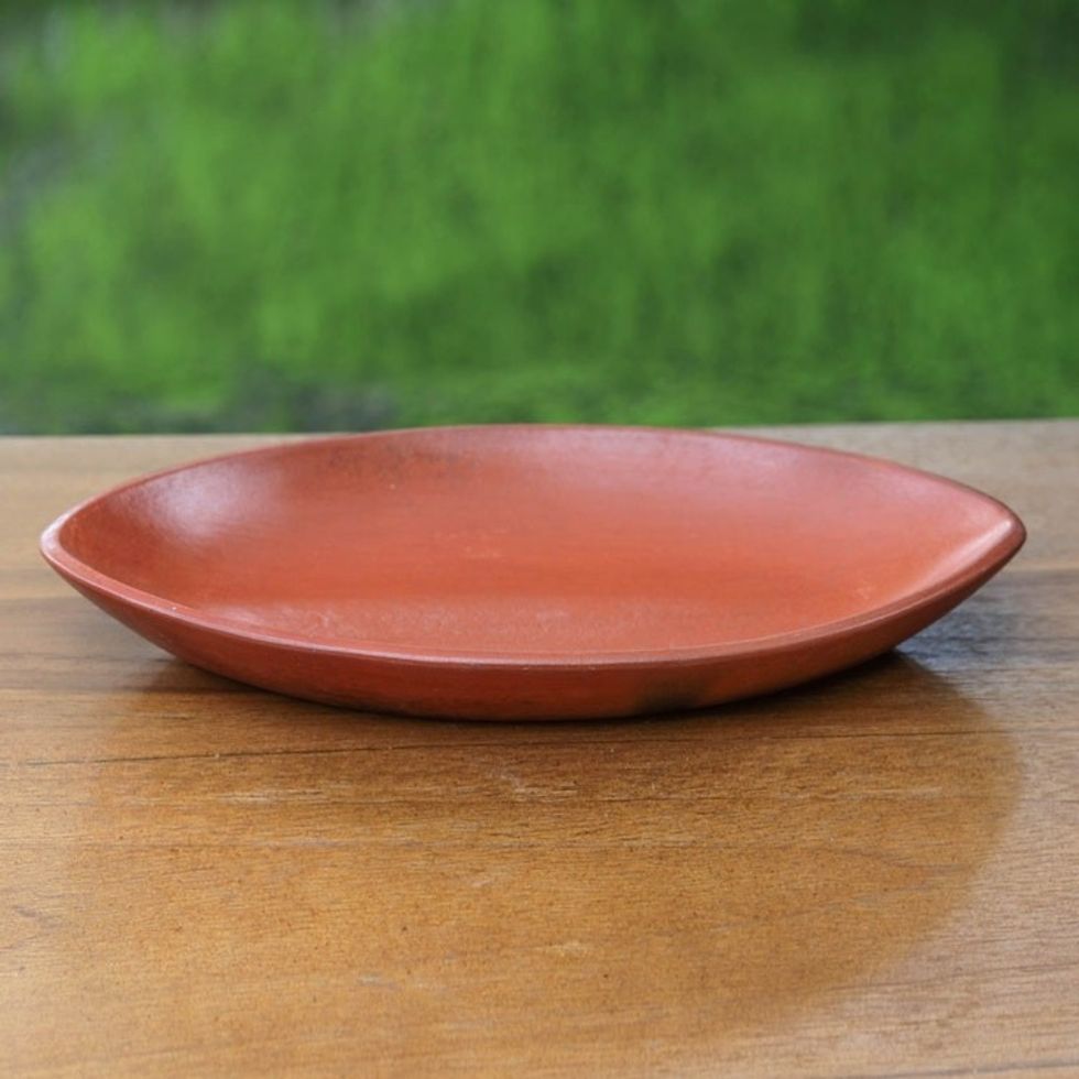 Handcrafted Terracota Ceramic Serving Plate 'Perahu'