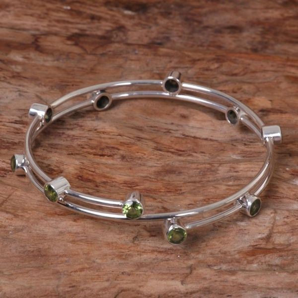 Alternate image for Hand Made Sterling Silver Peridot Bangle Bracelet Indonesia Orchid Twist in Green