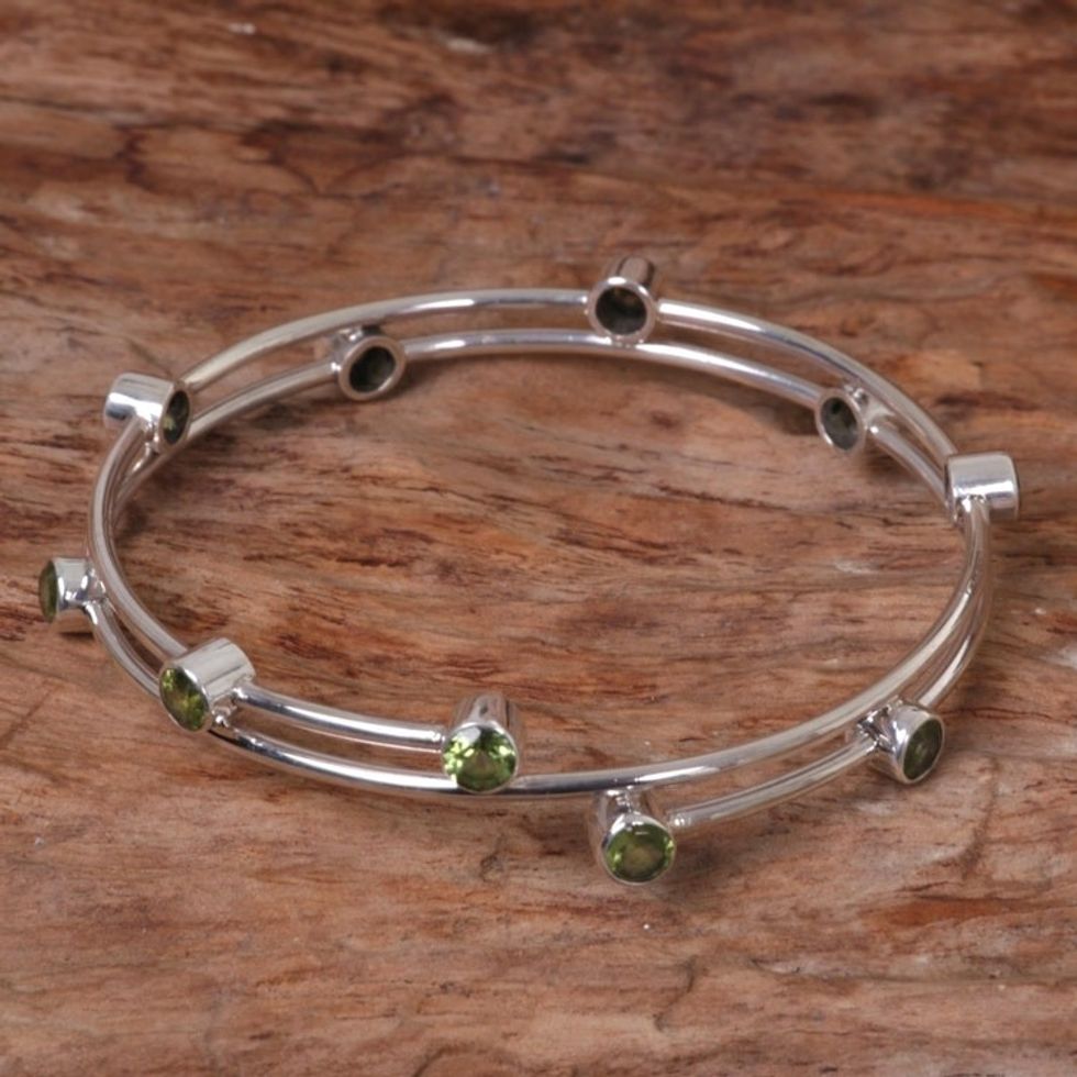 Hand Made Sterling Silver Peridot Bangle Bracelet Indonesia 'Orchid Twist in Green'