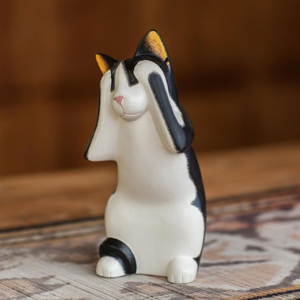 Handcrafted Wood Sculpture 'See No Evil Spotted Cat'