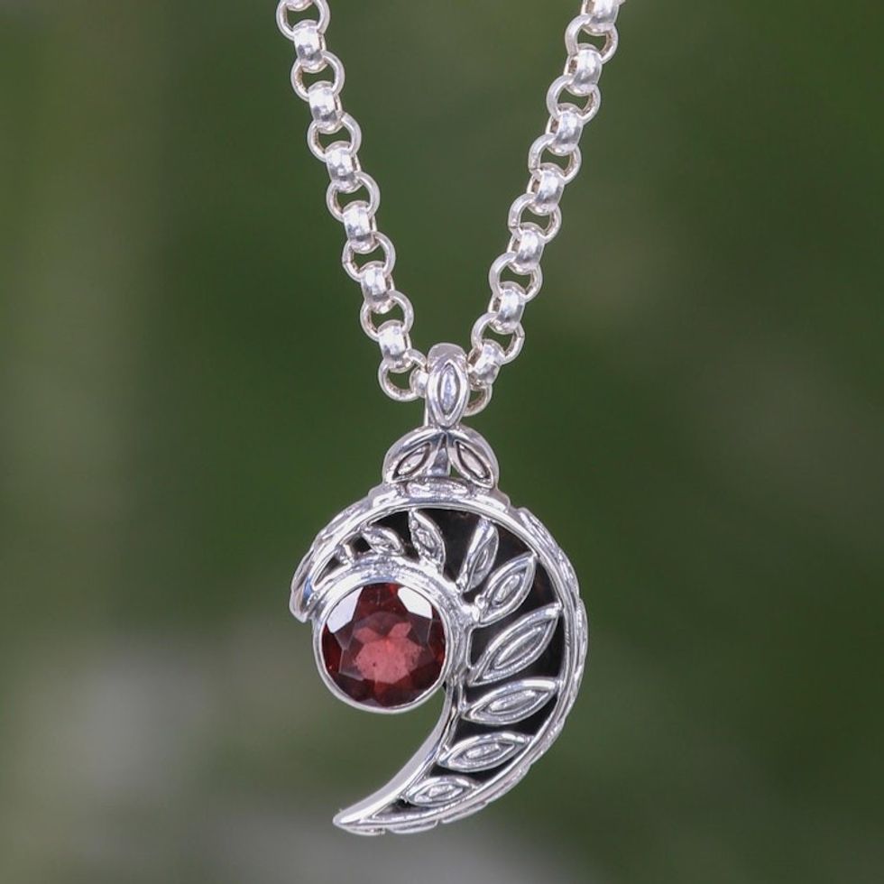 Balinese Handcrafted Silver Fern Theme Garnet Necklace 'Silver Fern Embrace'