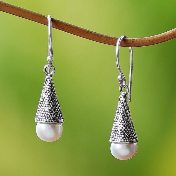 Alternate image for Indonesian Cultured Pearl and Sterling Silver Earrings Moonlight Cones