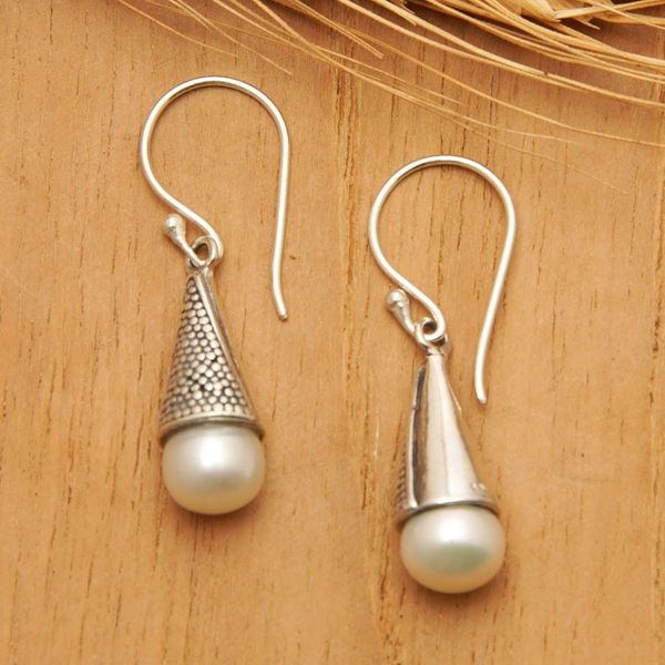 Alternate image for Indonesian Cultured Pearl and Sterling Silver Earrings Moonlight Cones