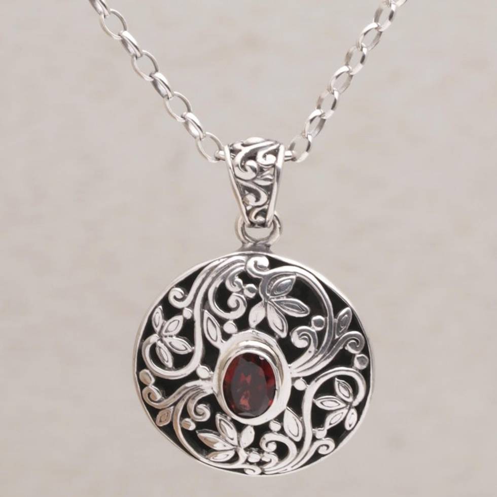 Artisan Handmade 925 Sterling Silver Garnet Pendant Necklace 'Floral Eye in Red'