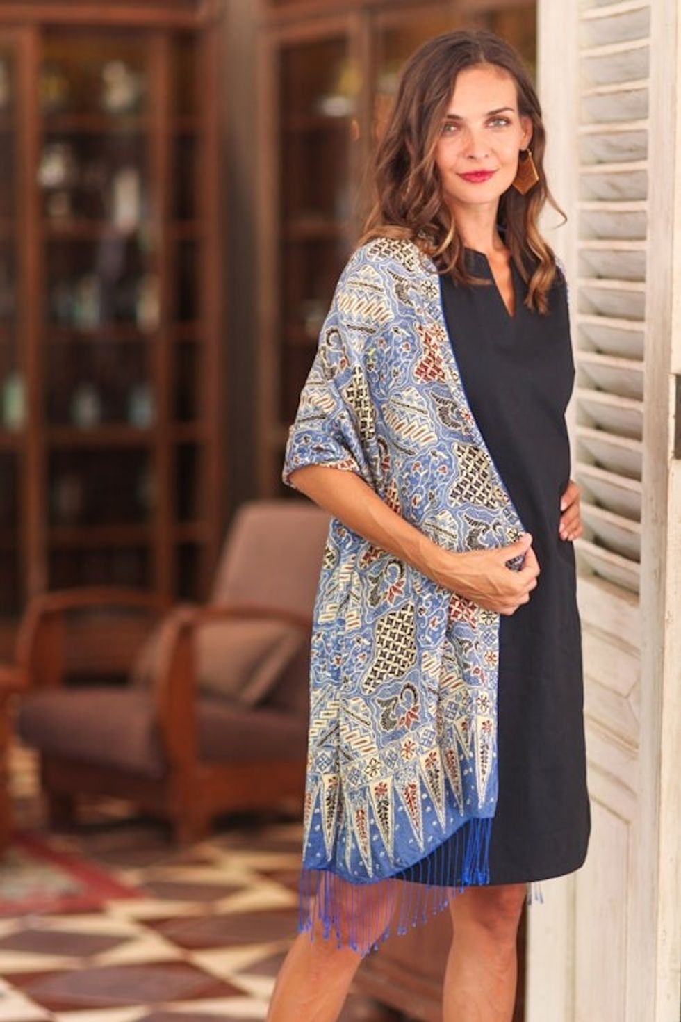 Batik Silk Shawl with Traditional Motifs in Iris from Bali 'Iris Sekar Jagad'