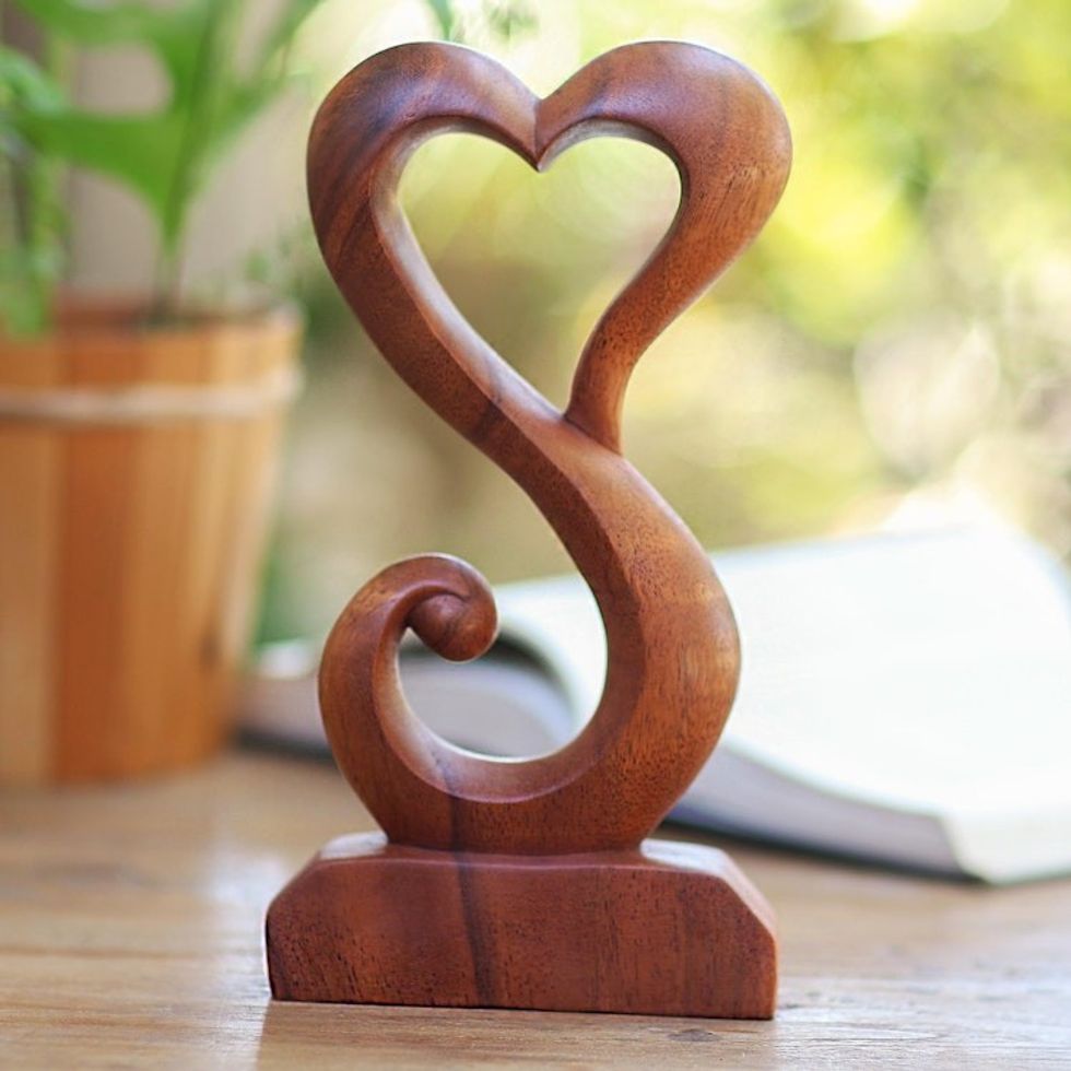 Hand Crafted Suar Wood Open Heart Statuette Home Decor 'Tangled Love'