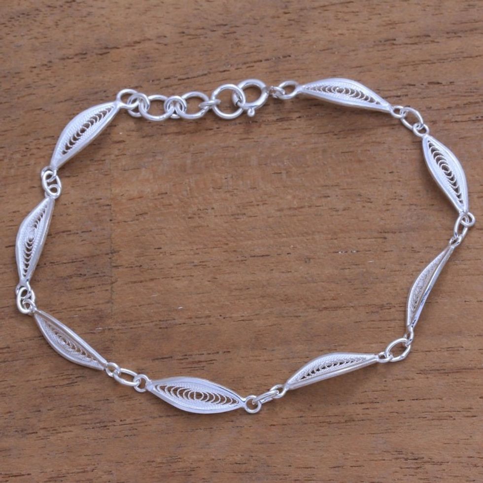 Handcrafted Sterling Silver Filigree Seed Link Bracelet 'Filigree Seeds'