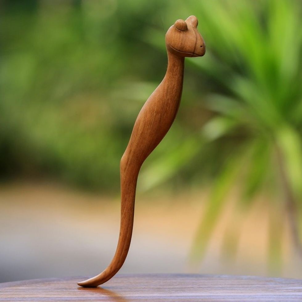 Handmade Suar Wood Gecko Back Scratcher from Bali 'Sleepy Gecko'