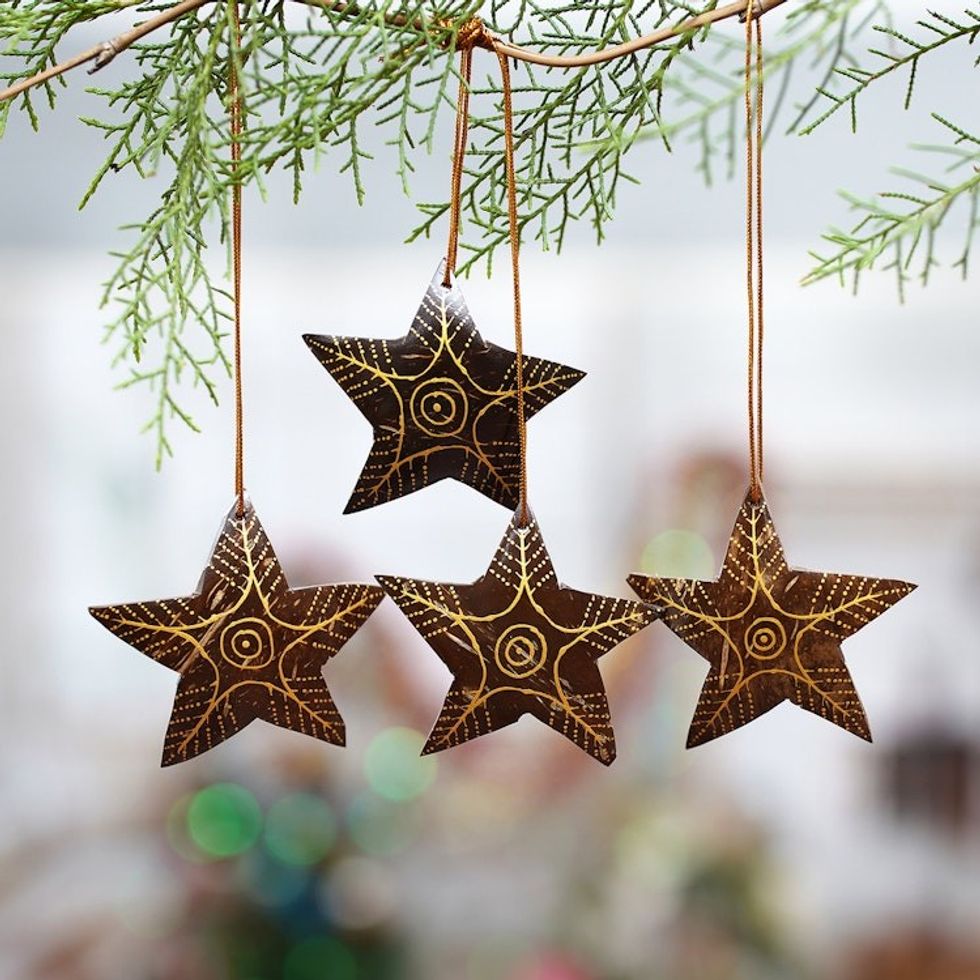 Set of 4 Handmade Brown Coconut Shell Star Ornaments 'Bright Lights in the Sky'