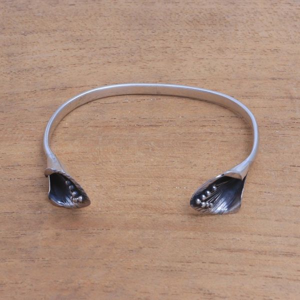 Alternate image for Sterling Silver Cuff Bracelet with Floral Ends from Bali Floral Twins