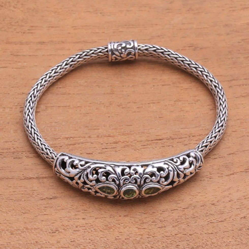Faceted Peridot Pendant Bracelet from Bali 'Warrior Queen'