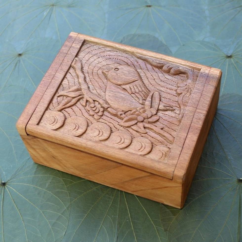 Hand Carved Decorative Wood Box with Bird Relief 'Perching bird'