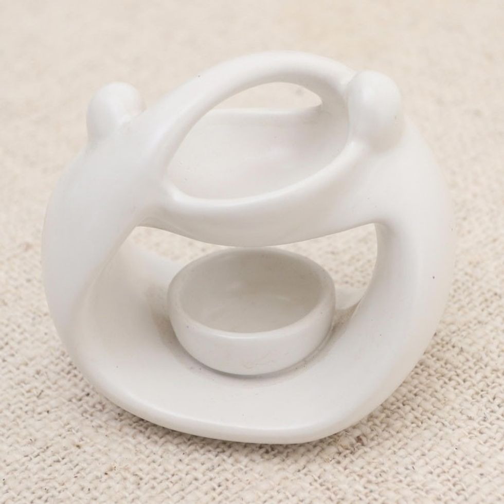 White Ceramic Sculptural Oil Warmer 'Warm Feelings'