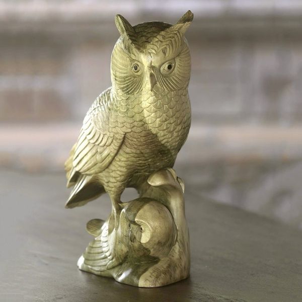 Alternate image for Hibiscus Wood Sculpture of Two Owls from Bali Owl Shelter