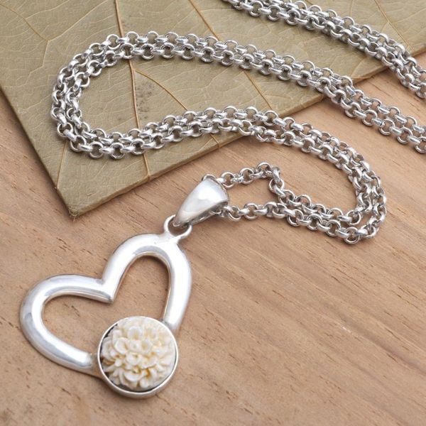 Alternate image for Carnation Heart Necklace in 925 Silver Carnation Romance