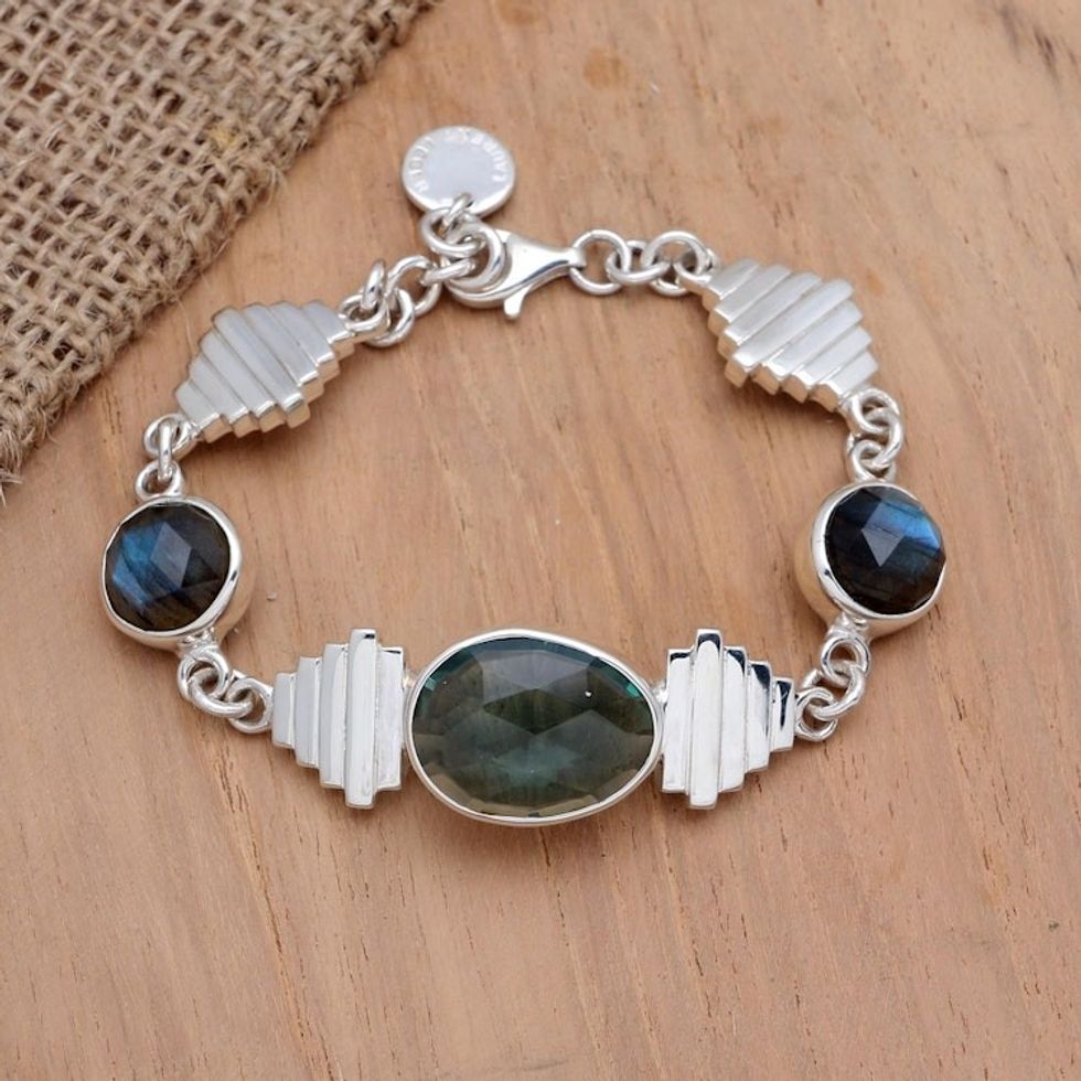 Labradorite and Quartz Pendant Bracelet from Bali 'Candi'