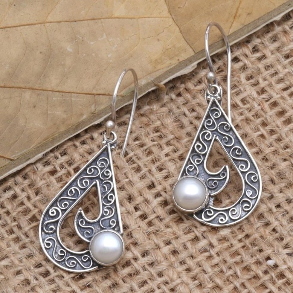 Sterling Silver and Cultured Freshwater Pearl Dangle Earring 'Sea Waves in White'
