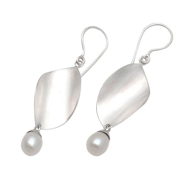 Alternate image for Cultured Pearl and Sterling Silver Dangle Earrings Every Eye