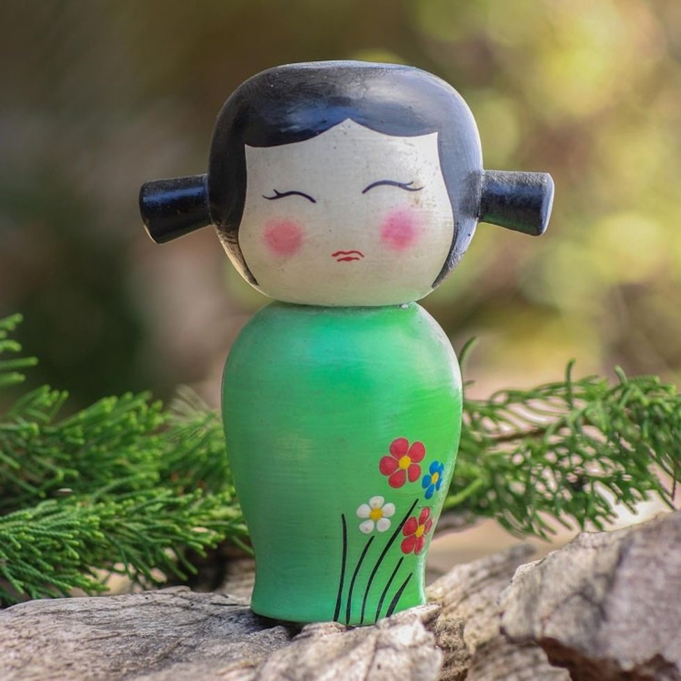 Small Albesia Wood Statuette in Green 'Shy Lady in Green'
